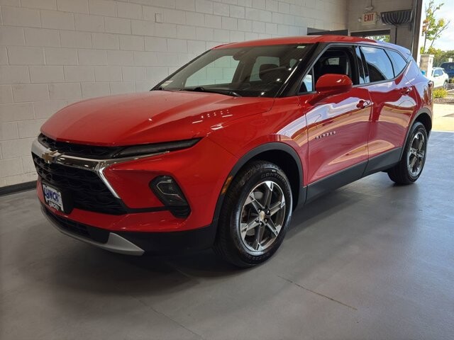2025 Chevrolet Blazer in Burlington, WI 53105 - 18102060 39