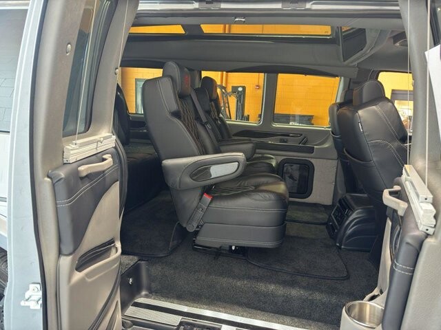 2025 Chevrolet Express 2500 in Burlington, WI 53105 - 18102062 19