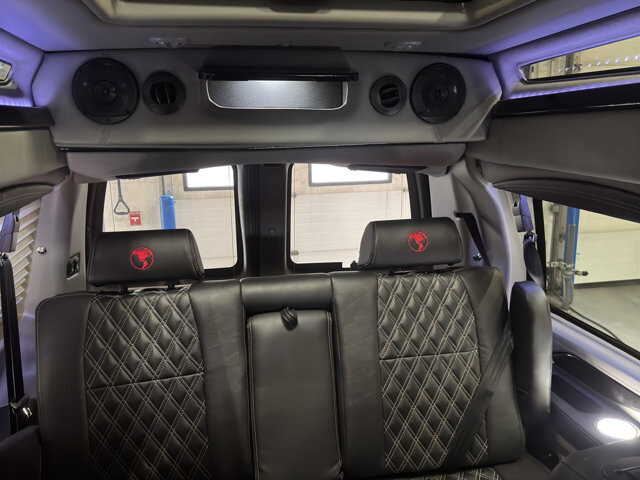 2025 Chevrolet Express 2500 in Burlington, WI 53105 - 18102062 29