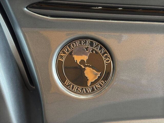 2025 Chevrolet Express 2500 in Burlington, WI 53105 - 18102062 13