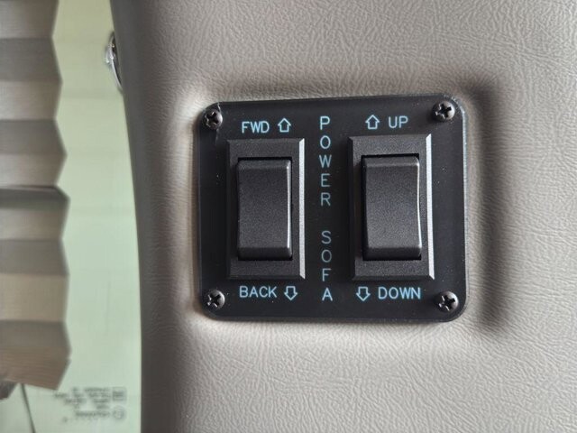 2025 Chevrolet Express 2500 in Burlington, WI 53105 - 18102062 31