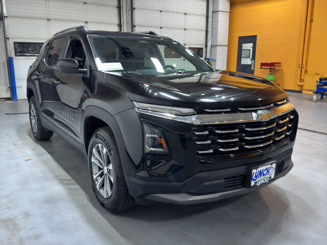 2025 Chevrolet Equinox in Burlington, WI 53105 - 18102065 7