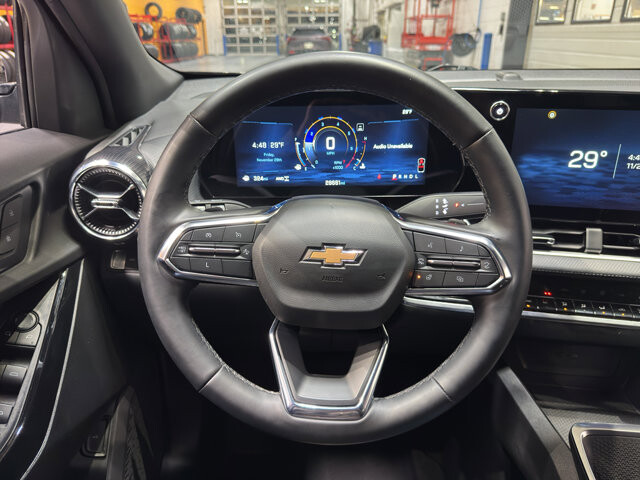 2025 Chevrolet Equinox in Burlington, WI 53105 - 18102065 22