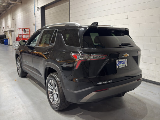 2025 Chevrolet Equinox in Burlington, WI 53105 - 18102065 3