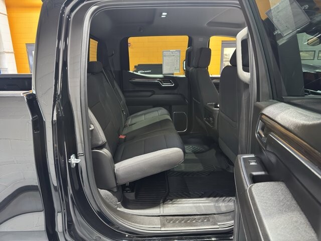 2023 Chevrolet Silverado 1500 in Burlington, WI 53105 - 18102066 19