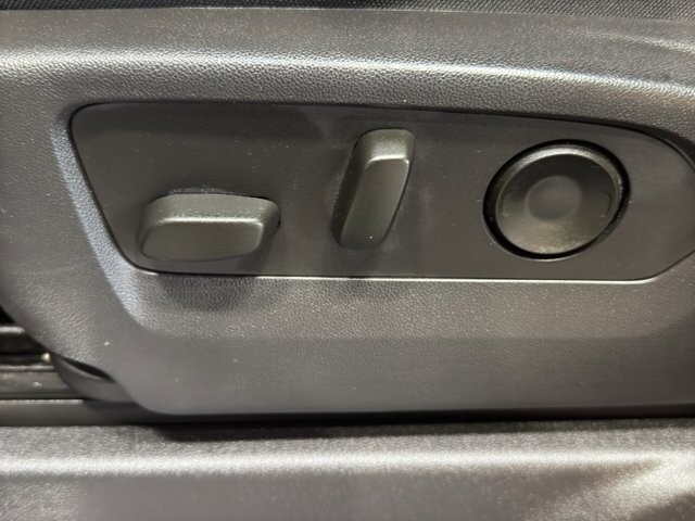 2023 Chevrolet Silverado 1500 in Burlington, WI 53105 - 18102066 15