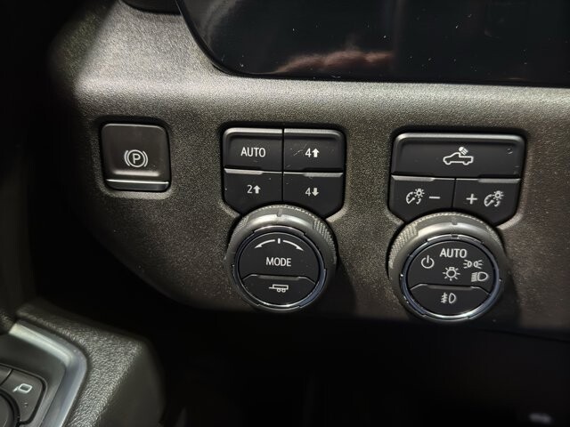 2023 Chevrolet Silverado 1500 in Burlington, WI 53105 - 18102066 33
