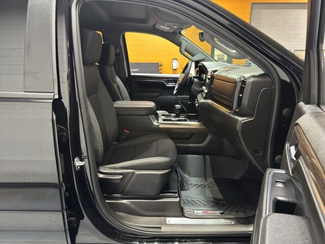 2023 Chevrolet Silverado 1500 in Burlington, WI 53105 - 18102066 18