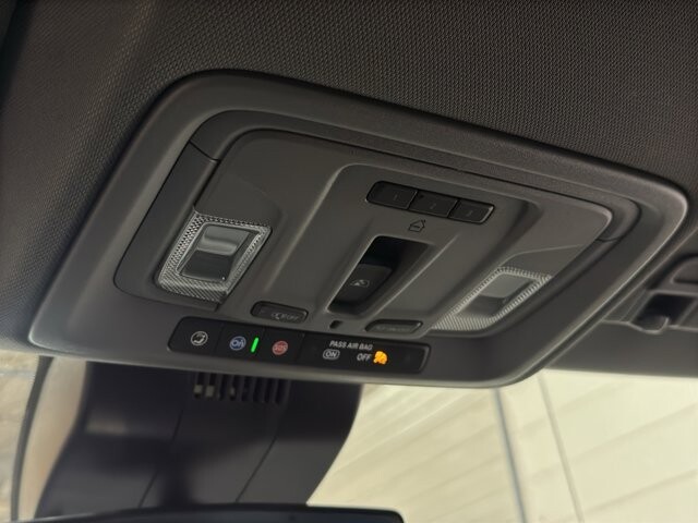 2023 Chevrolet Silverado 1500 in Burlington, WI 53105 - 18102066 36