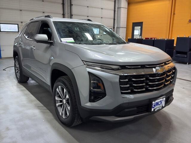 2025 Chevrolet Equinox in Burlington, WI 53105 - 18102067 7