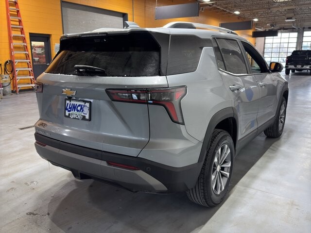 2025 Chevrolet Equinox in Burlington, WI 53105 - 18102067 5