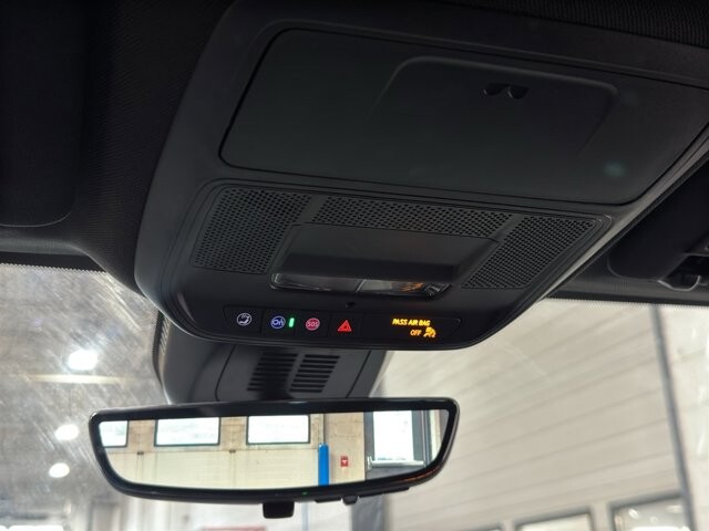 2025 Chevrolet Equinox in Burlington, WI 53105 - 18102067 35