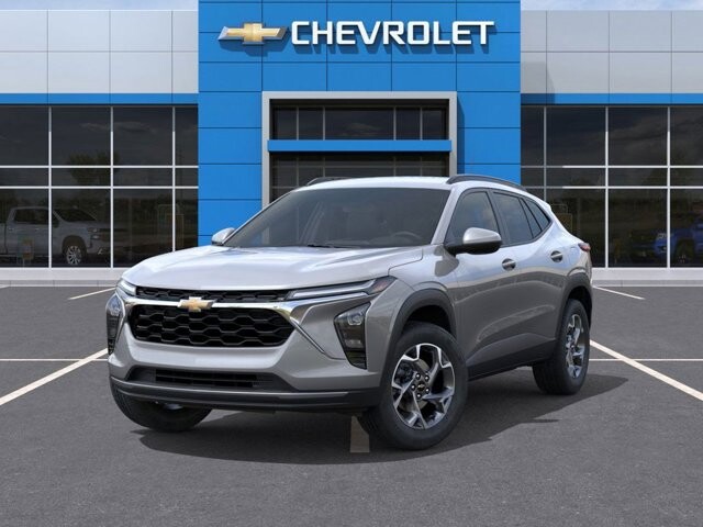 2026 Chevrolet Trax in Burlington, WI 53105 - 18102070 7