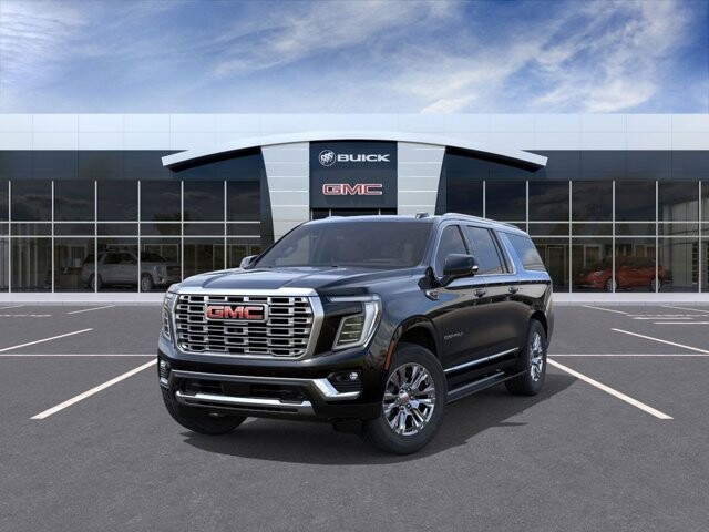 2026 GMC Yukon XL in Burlington, WI 53105 - 18102075 9