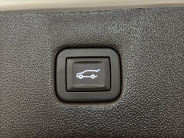 2025 Chevrolet Blazer in Burlington, WI 53105 - 18102076 21