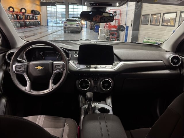 2025 Chevrolet Blazer in Burlington, WI 53105 - 18102076 13