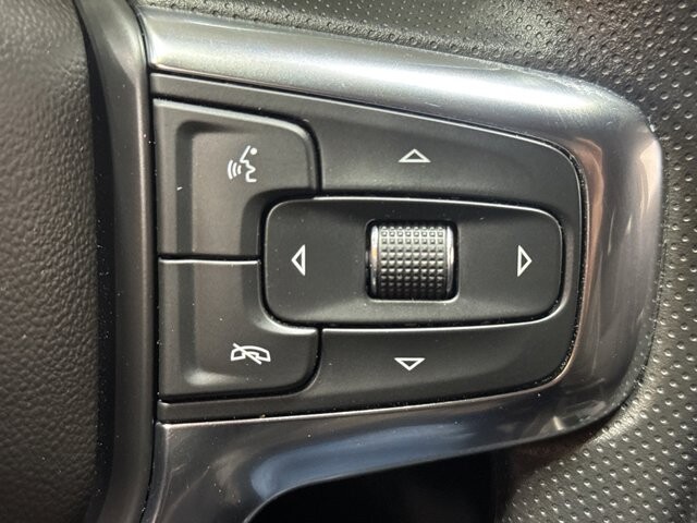 2025 Chevrolet Blazer in Burlington, WI 53105 - 18102076 25