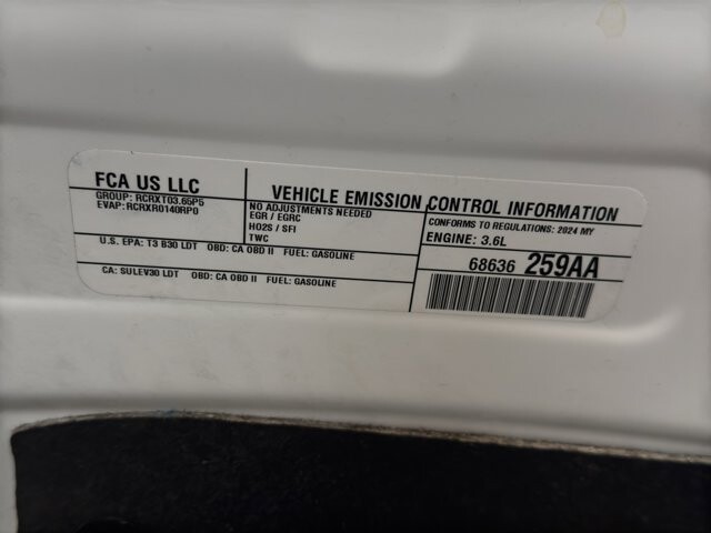2024 Chrysler Pacifica in Burlington, WI 53105 - 18102082 36