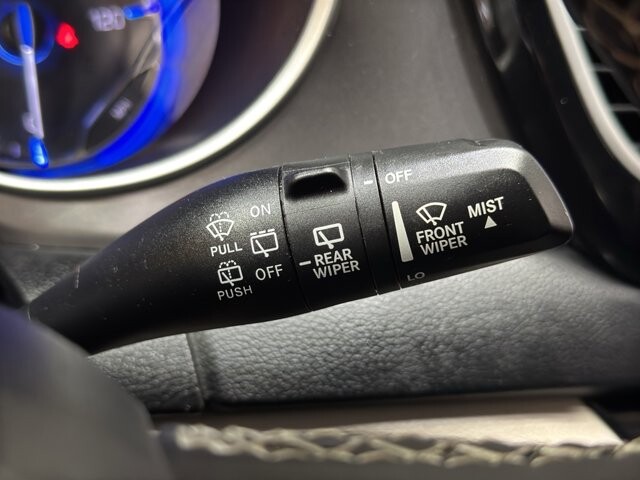 2024 Chrysler Pacifica in Burlington, WI 53105 - 18102086 27