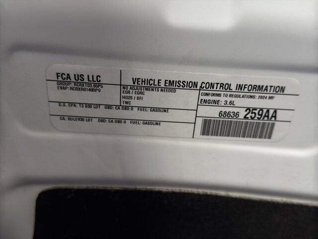 2024 Chrysler Pacifica in Burlington, WI 53105 - 18102086 37