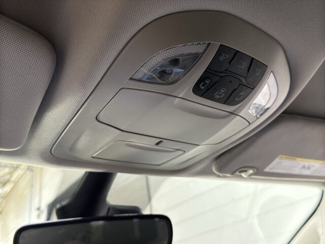 2024 Chrysler Pacifica in Burlington, WI 53105 - 18102086 35