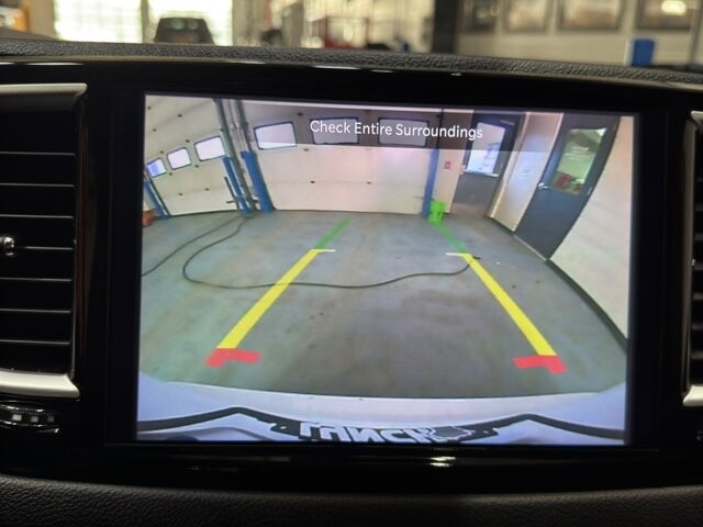 2024 Chrysler Pacifica in Burlington, WI 53105 - 18102086 30