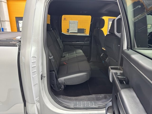 2024 Ford F150 in Burlington, WI 53105 - 18102090 21