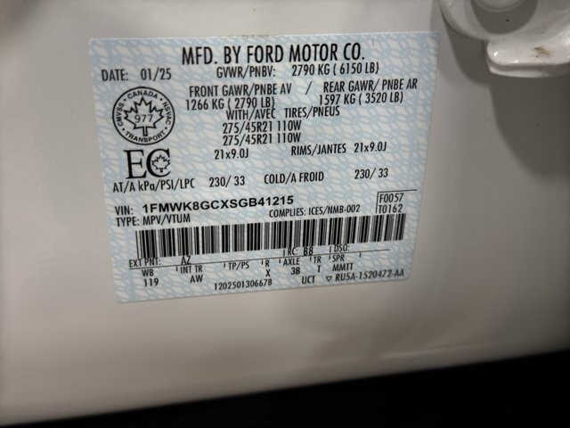 2025 Ford Explorer in Burlington, WI 53105 - 18102094 42