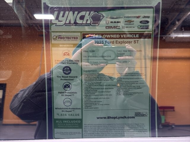 2025 Ford Explorer in Burlington, WI 53105 - 18102094 43