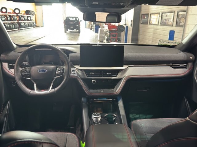 2025 Ford Explorer in Burlington, WI 53105 - 18102094 15