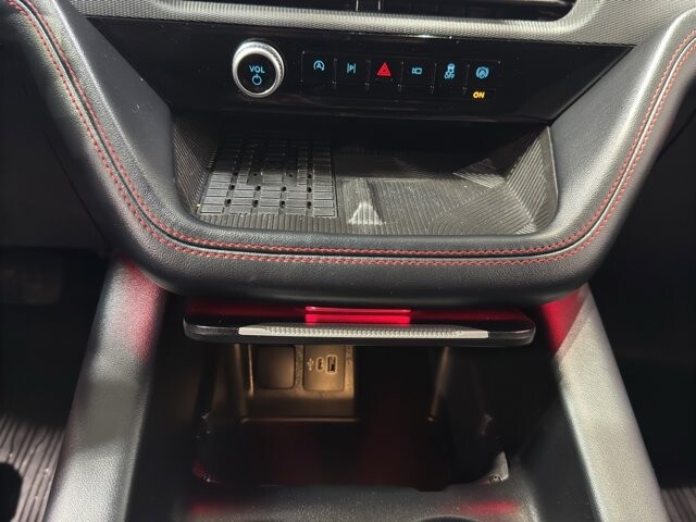 2025 Ford Explorer in Burlington, WI 53105 - 18102094 33