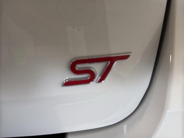 2025 Ford Explorer in Burlington, WI 53105 - 18102094 10