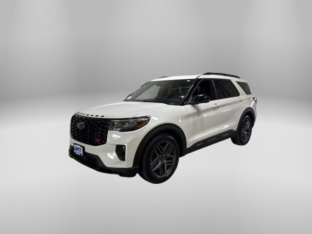 2025 Ford Explorer in Burlington, WI 53105 - 18102094 3