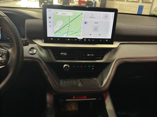 2025 Ford Explorer in Burlington, WI 53105 - 18102094 31