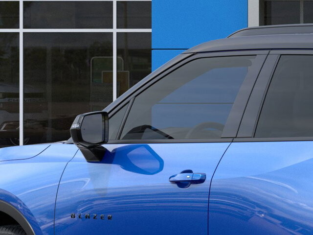 2026 Chevrolet Blazer in Burlington, WI 53105 - 18102095 14