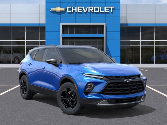 2026 Chevrolet Blazer in Burlington, WI 53105 - 18102095 8