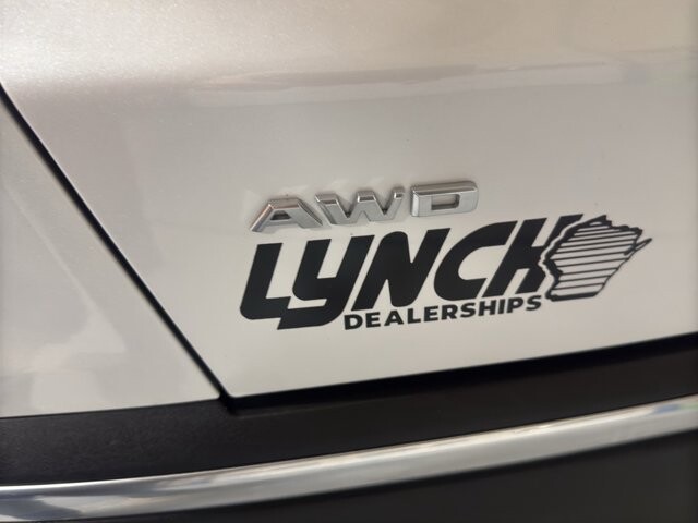 2024 Cadillac XT5 in Burlington, WI 53105 - 18102099 10