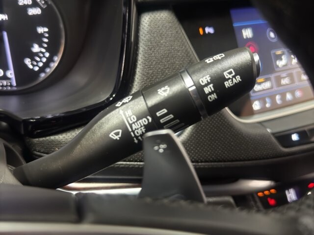 2024 Cadillac XT5 in Burlington, WI 53105 - 18102099 27