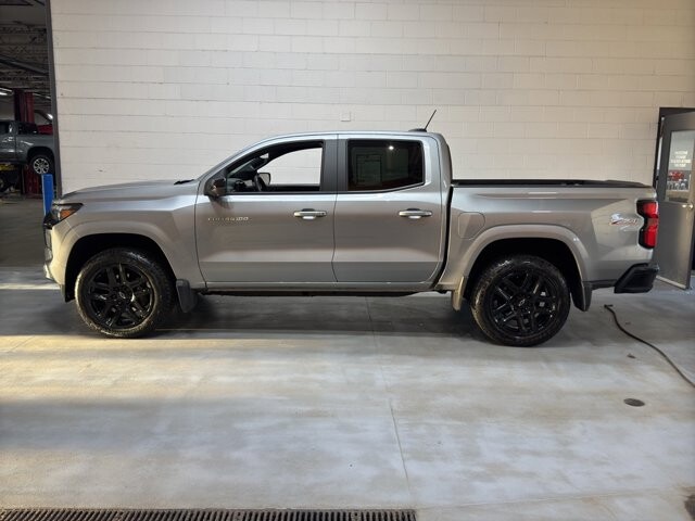 2024 Chevrolet Colorado in Burlington, WI 53105 - 18102103 2