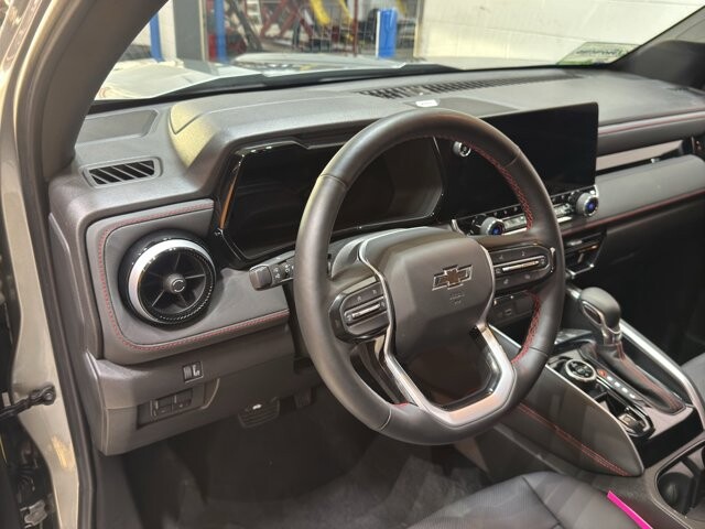 2024 Chevrolet Colorado in Burlington, WI 53105 - 18102103 16
