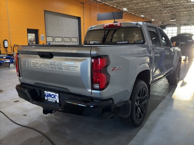 2024 Chevrolet Colorado in Burlington, WI 53105 - 18102103 5