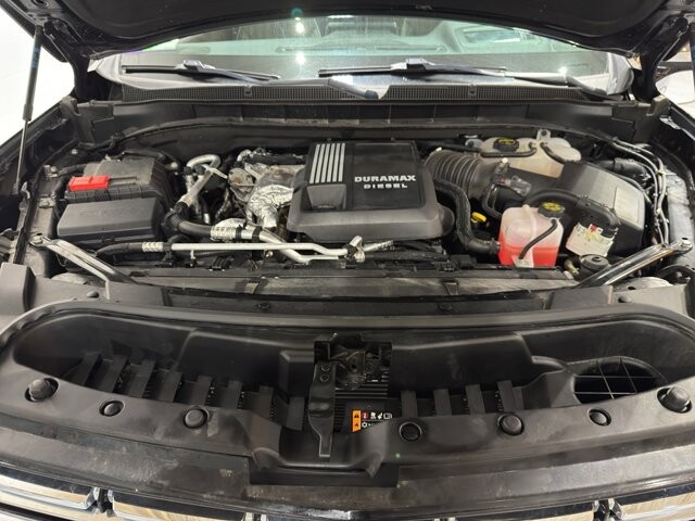 2024 Chevrolet Suburban in Burlington, WI 53105 - 18102107 38