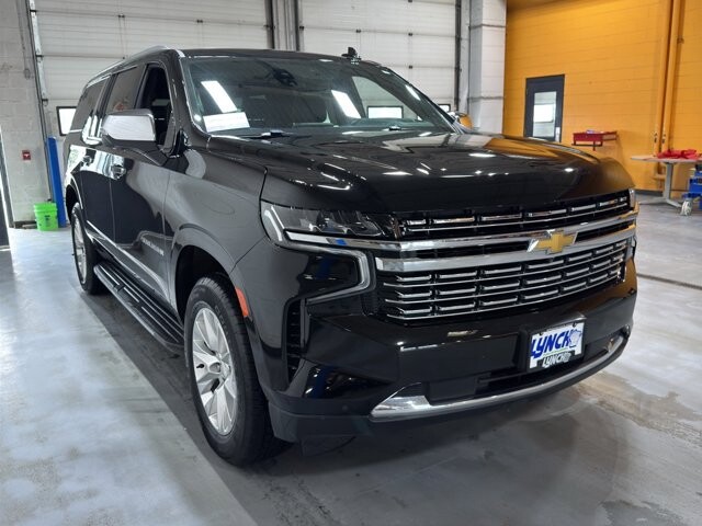 2024 Chevrolet Suburban in Burlington, WI 53105 - 18102107 7