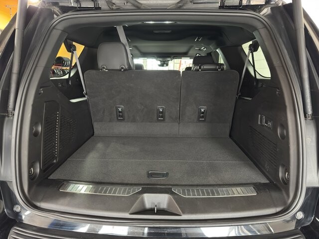 2024 Chevrolet Suburban in Burlington, WI 53105 - 18102107 21