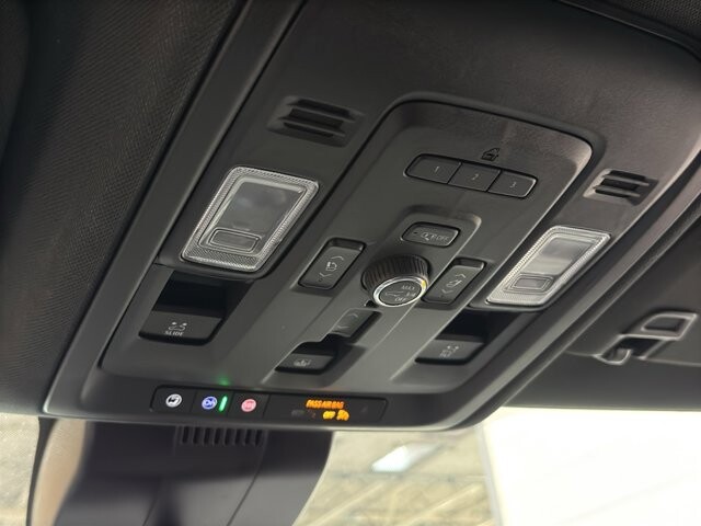 2024 Chevrolet Suburban in Burlington, WI 53105 - 18102107 34