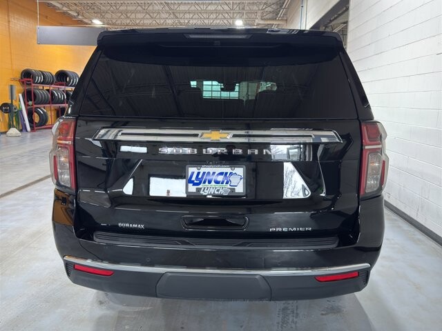 2024 Chevrolet Suburban in Burlington, WI 53105 - 18102107 4
