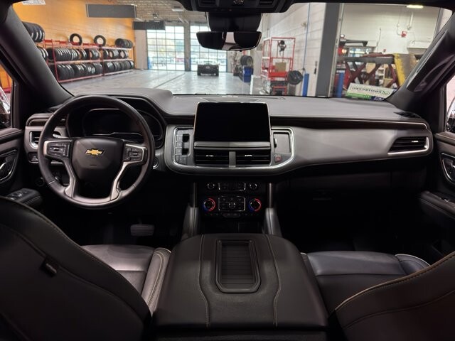 2024 Chevrolet Suburban in Burlington, WI 53105 - 18102107 14