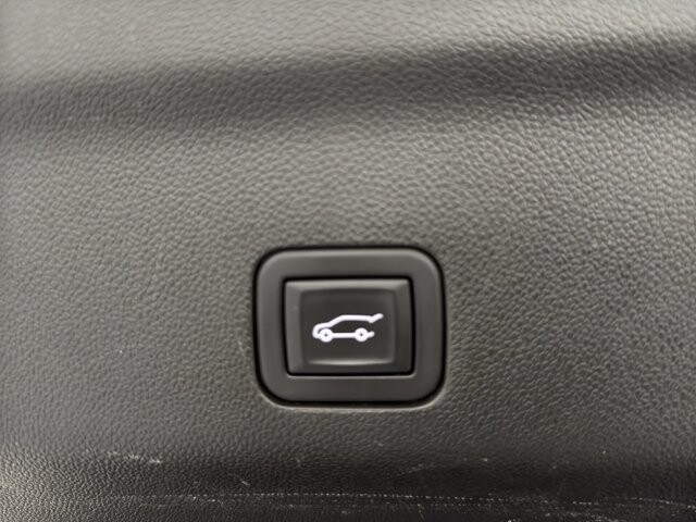 2024 Chevrolet Suburban in Burlington, WI 53105 - 18102107 23