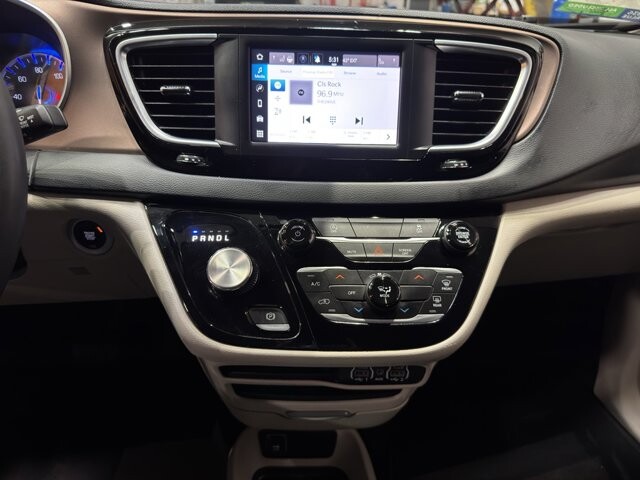 2023 Chrysler Voyager in Burlington, WI 53105 - 18102123 30