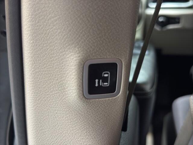 2023 Chrysler Voyager in Burlington, WI 53105 - 18102123 15